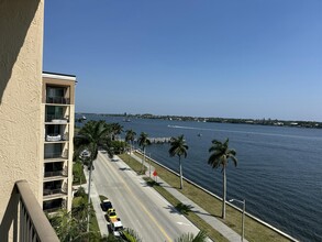 1801 N Flagler Dr in West Palm Beach, FL - Foto de edificio - Building Photo