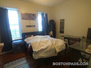 107 Fisher Ave in Boston, MA - Building Photo - Building Photo