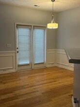 2555 Flat Shoals Rd in College Park, GA - Foto de edificio - Building Photo