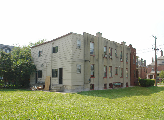 236 Buttles Ave in Columbus, OH - Building Photo - Building Photo