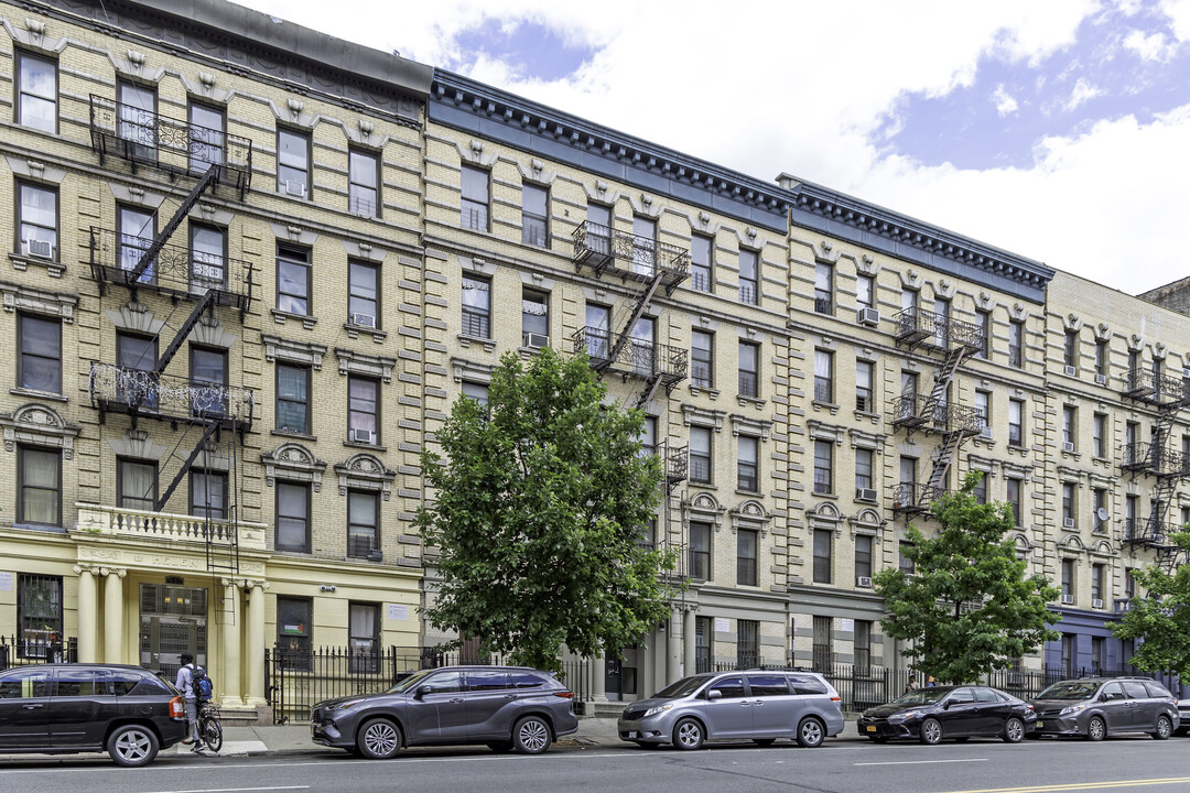 509 W 135th St in New York, NY - Building Photo