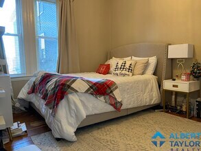 8 Sunset St, Unit 1 in Boston, MA - Foto de edificio - Building Photo