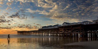 1027 Hornblend St in San Diego, CA - Building Photo