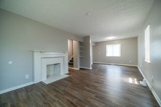 2200 Homestead Dr in Columbus, OH - Building Photo - Building Photo