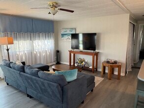 3126 Joline Dr in Sarasota, FL - Building Photo - Building Photo