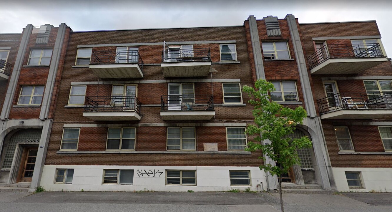 1230-1240 E Beaubien E in Montréal, QC - Building Photo