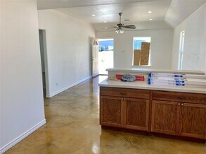 740 County Rd 2269 in Cleveland, TX - Building Photo - Building Photo