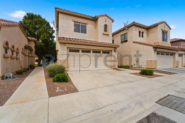 2600 E Springfield Pl in Chandler, AZ - Foto de edificio - Building Photo