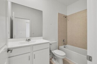 640 SE Lk Fls St in Port St. Lucie, FL - Building Photo - Building Photo