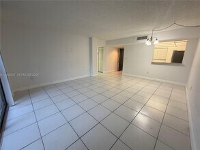 8760 SW 133rd Avenue Rd, Unit 217 in Miami, FL - Building Photo - Building Photo