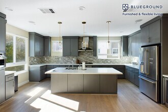 3069 Neves Rd in San Mateo, CA - Building Photo - Building Photo