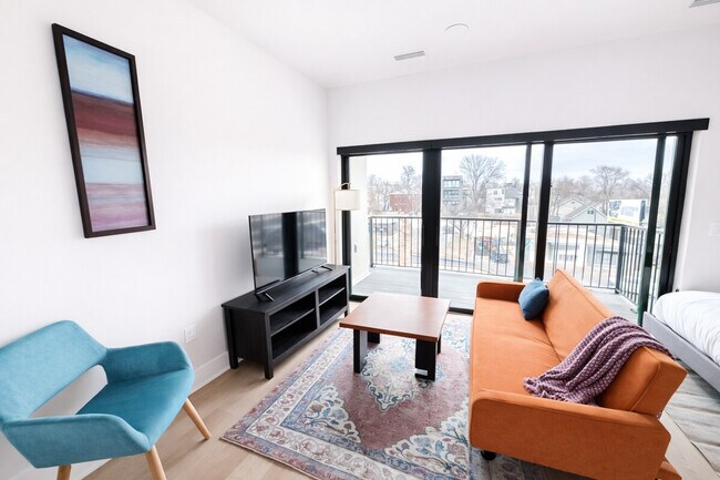 203 N 48th St in Omaha, NE - Building Photo - Building Photo