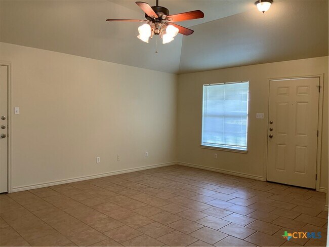 2401 Paul Revere St in Temple, TX - Building Photo - Building Photo