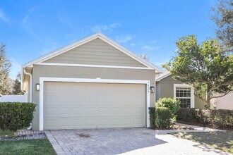 3725 Ryegrass St in Clermont, FL - Foto de edificio - Building Photo