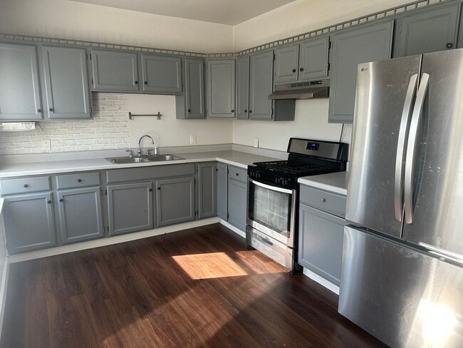 property at 2107 50th St