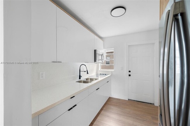 417 NW 15th Ave in Fort Lauderdale, FL - Building Photo - Building Photo