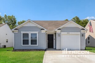 8902 Hosta Way in Indianapolis, IN - Building Photo