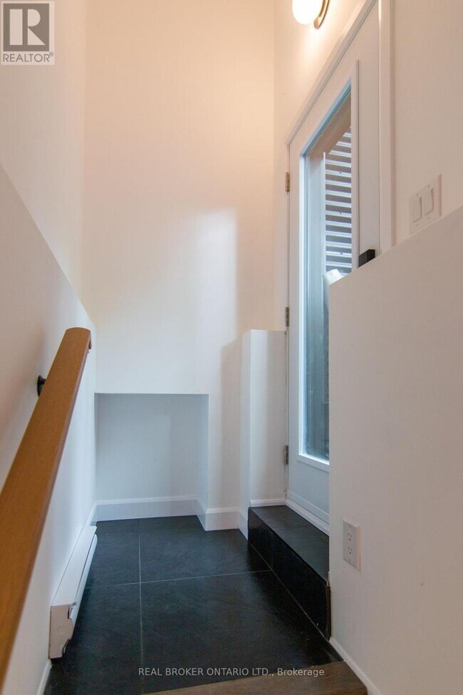 69 Ladouceur St in Ottawa, ON - Building Photo - Building Photo