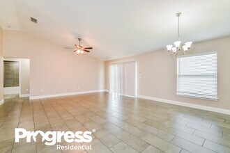 463 Britten Dr in Kissimmee, FL - Building Photo - Building Photo