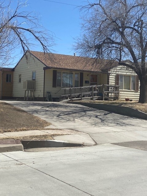 1407 Raton Ave in La Junta, CO - Building Photo