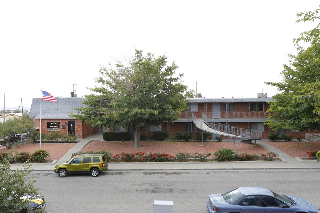 Grandview Apartments in El Paso, TX