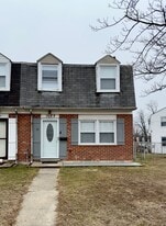 1629 Wentworth Ave in Parkville, MD - Building Photo