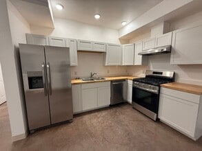 413 E 8th Ave in North Pole, AK - Building Photo - Building Photo