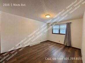 2808 S Main Ave in Sioux Falls, SD - Building Photo - Building Photo