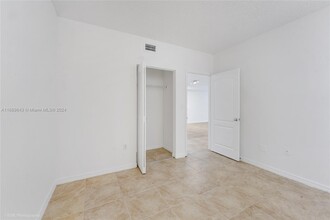 5091 NW 7th St, Unit 1 in Miami, FL - Building Photo - Building Photo