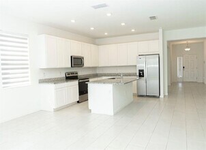 445 Silver Palm Dr in Haines City, FL - Building Photo - Building Photo