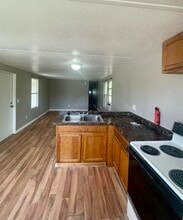 1901 Viceroy Ln in Holiday, FL - Building Photo - Building Photo