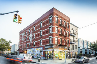 992 Jefferson Ave in Brooklyn, NY - Building Photo - Primary Photo