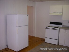 439 Cambridge St in Boston, MA - Building Photo - Building Photo
