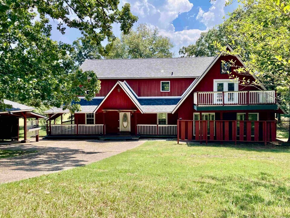 116 Pineapple Dr in Hot Springs, AR - Building Photo