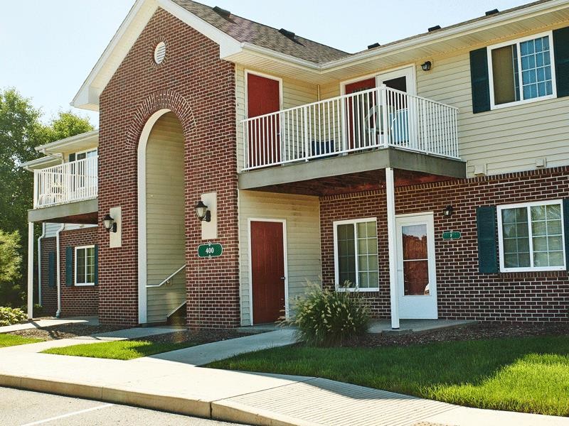 East Main Apartments in Danville, IN - Building Photo