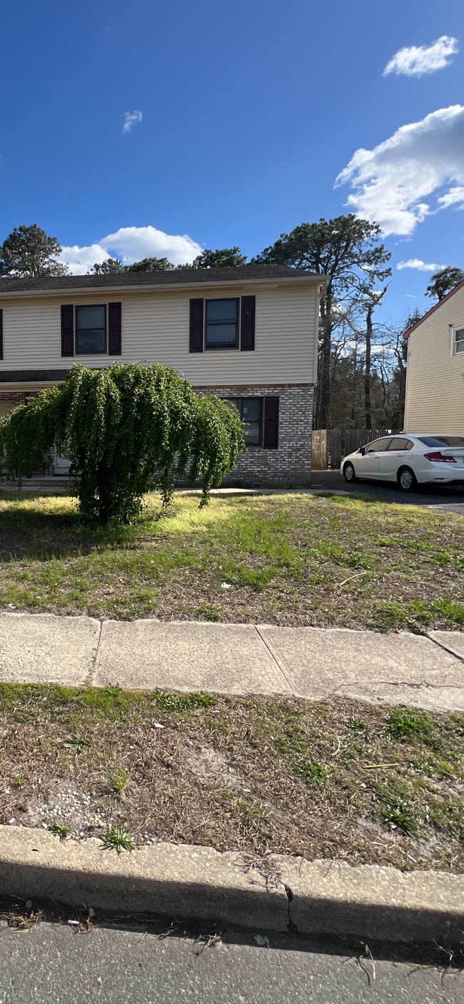 150B Bay Shore Dr, Unit 150B in Barnegat, NJ - Building Photo - Building Photo