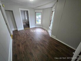 44 Second St in Bangor, ME - Building Photo