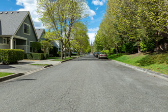 North Creek in Bothell, WA - Building Photo - Building Photo