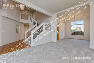 849 SW 354th St in Federal Way, WA - Foto de edificio - Building Photo