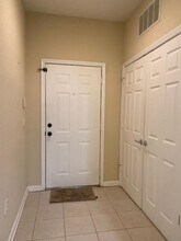 8630 Buccilli Dr in Orlando, FL - Foto de edificio - Building Photo