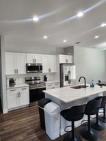 817 Seabold Ave NW in Port Charlotte, FL - Building Photo