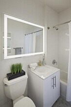 90 Rector St in New York, NY - Building Photo - Building Photo