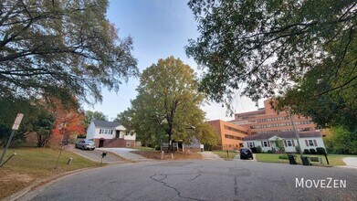 7 Ratcale Ln in Durham, NC - Foto de edificio - Building Photo