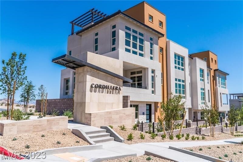 646 Spotted Falcon St in Las Vegas, NV - Building Photo