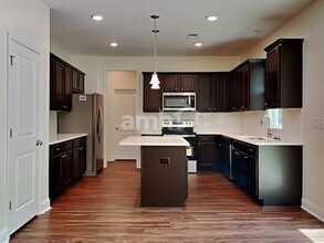 1131 Alice Smalls Rd in Mount Pleasant, SC - Building Photo - Building Photo