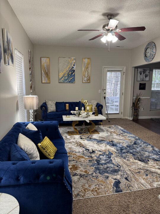 4450 Snowcrest Ln in Raleigh, NC - Building Photo