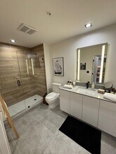 2041 NW 1st Ct, Unit A3 in Miami, FL - Foto de edificio - Building Photo
