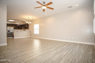 12629 Mark Twain Ave in El Paso, TX - Building Photo - Building Photo