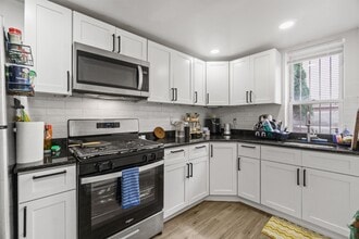477 Mercer St in Jersey City, NJ - Building Photo - Building Photo