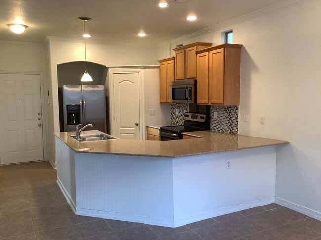 1223 Cresswell Cove in San Antonio, TX - Foto de edificio - Building Photo